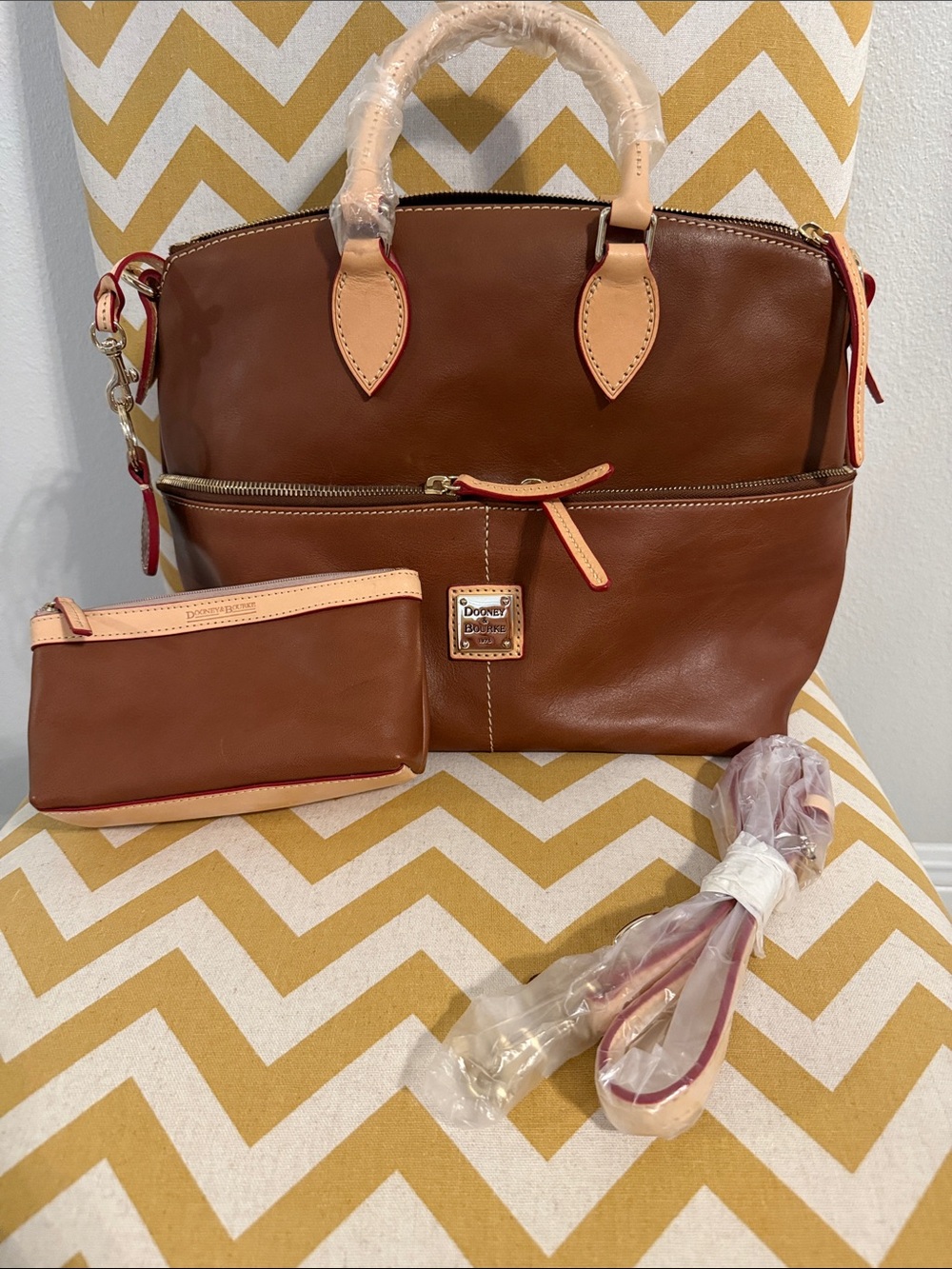 NWOT Dooney & Bourke Dillen Double Pocket Leather Satchel